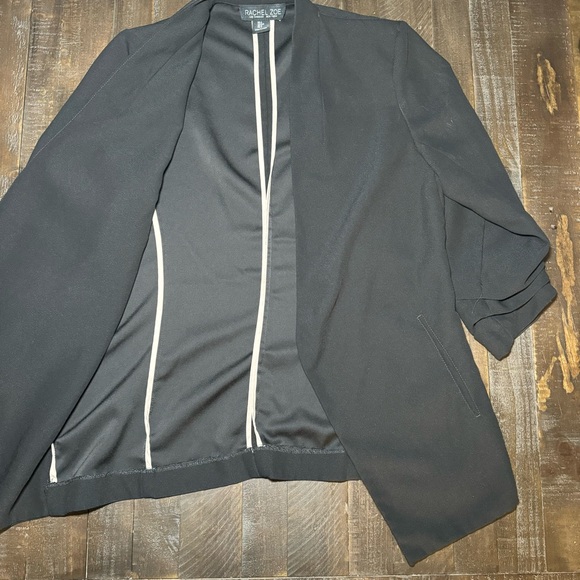 Rachael Zoe - black blazer style jacket - size small - Picture 4 of 6